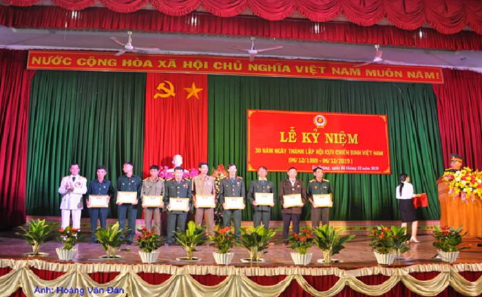 Hieu qua hoat dong cua Hoi cuu chien binh thi tran Ea Drang trong mot nhiem ky 4
